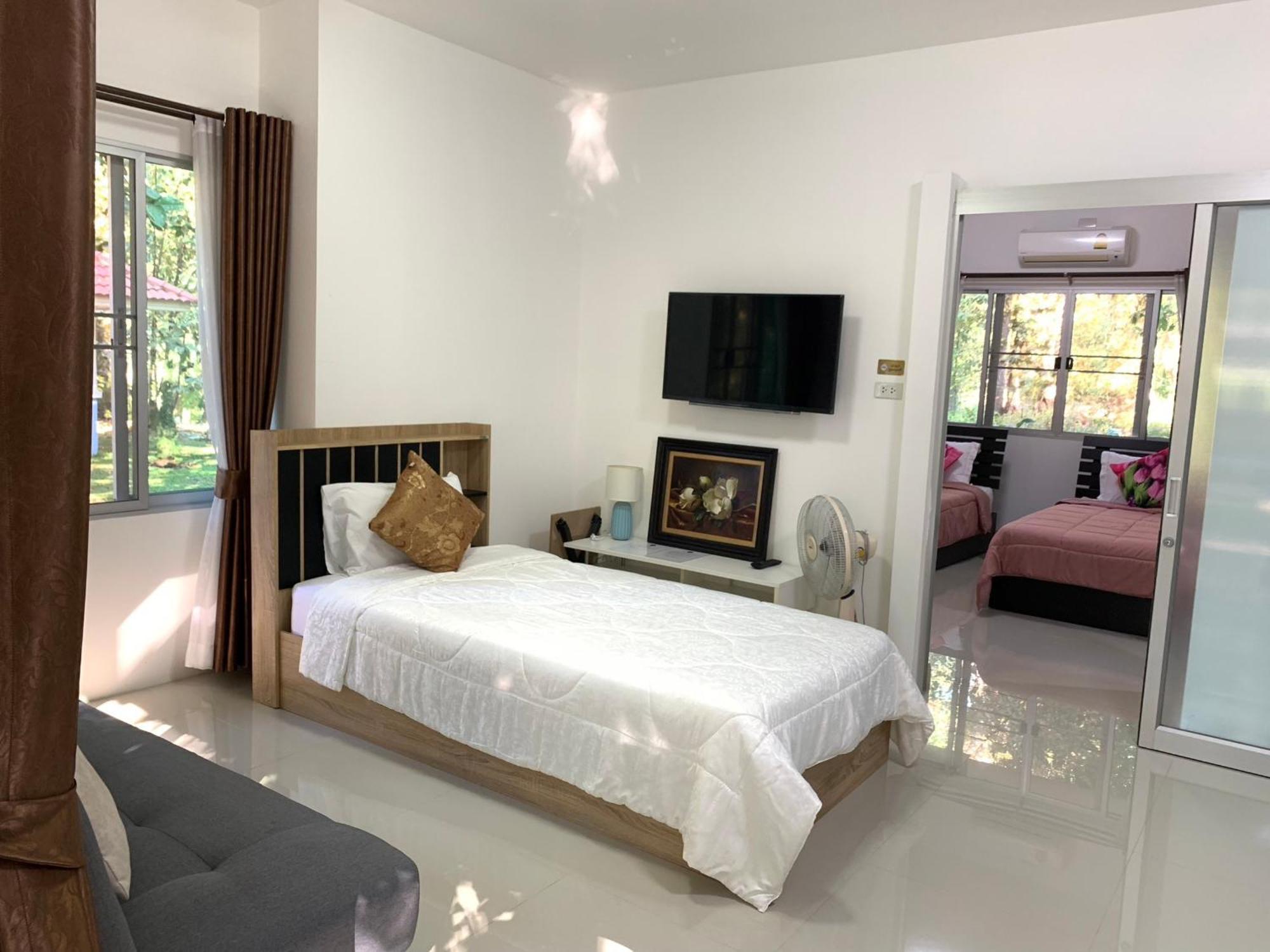 Baan Pingkan Wellness Resort San Kamphaeng Exteriér fotografie